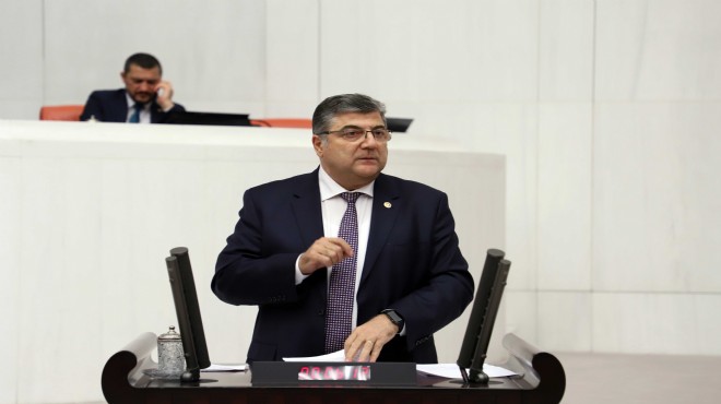 CHP'li Sındır 'balık çiftlikleri'ni Meclis'e taşıdı