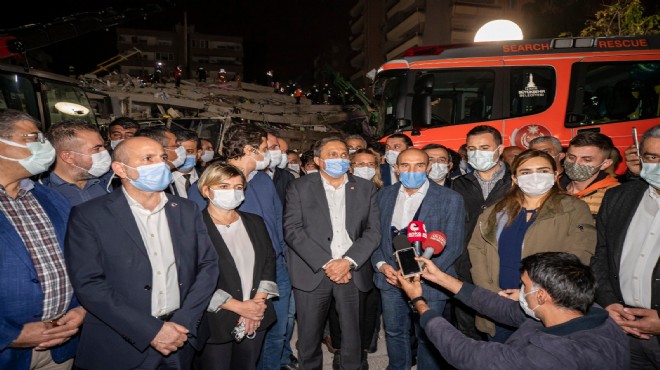 CHP heyeti enkaz bölgesinde: Deprem değil bina öldürüyor!