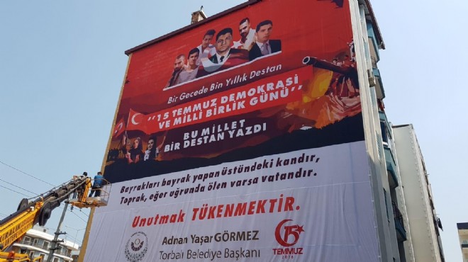 İzmir de o ilçede  afiş  krizi: Yeni Başkan dan açıklama!