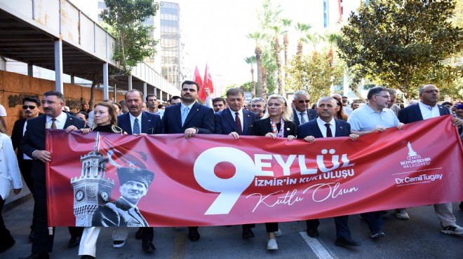 CHP li vekiller katılmamıştı: Tugay dan  kortej  açıklaması!