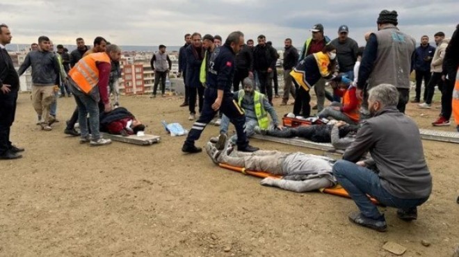 Cami inşaatında iskele çöktü: 1 ölü, 19 yaralı