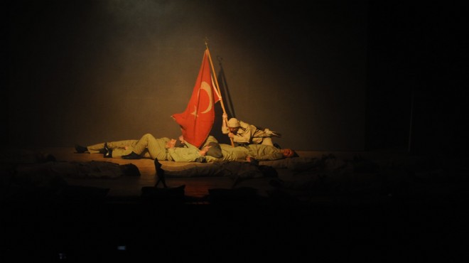 Çanakkale ruhu Karşıyaka’da sahneye taşındı