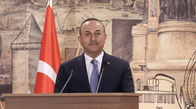 Çavuşoğlu dan Fransız mevkidaşına tebrik telefonu