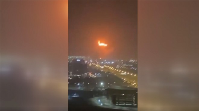 Cebel Ali Limanı'nda şiddetli patlama!