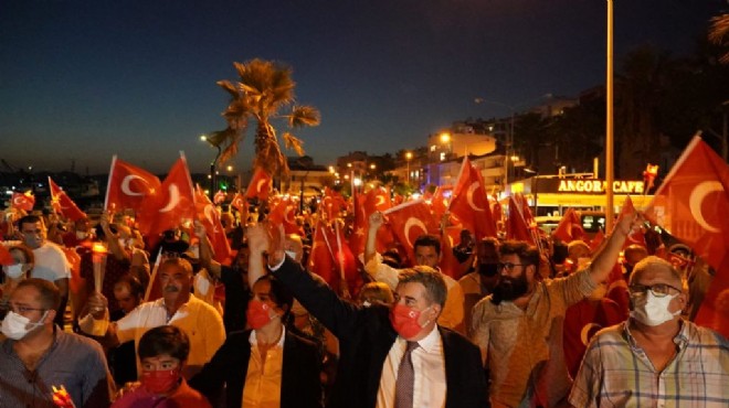 Çeşme 30 Ağustos ta tek yürek oldu