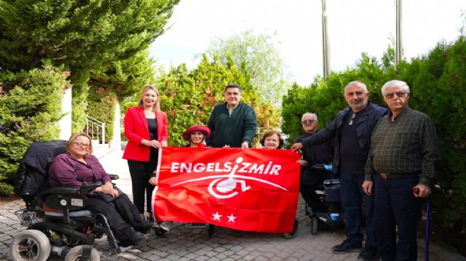 Çeşme Belediyesi ne Kırmızı Bayrak onuru!