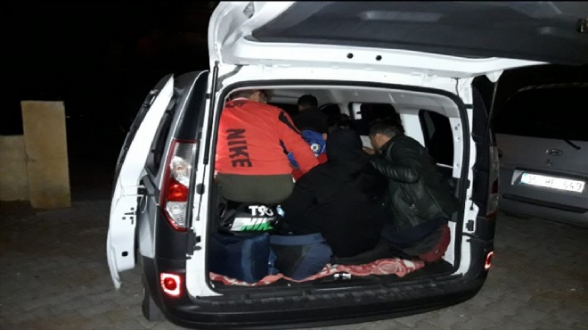 Çeşme'de 13 kaçak yakalandı