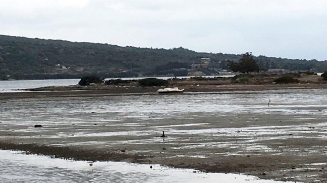 Çeşme'de şoke eden olay: Deniz 12 metre çekildi!