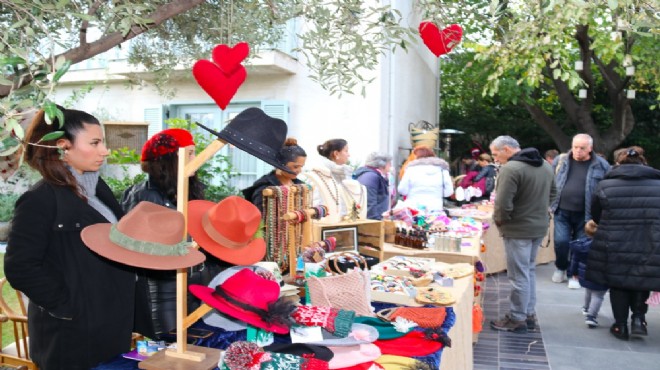 Çeşme'de yeni yıl heyecanı şenlikle başladı