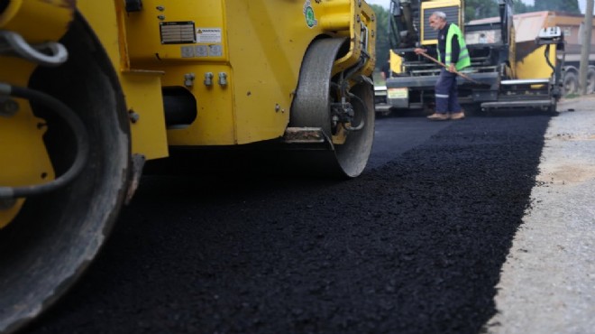 Çeşme de yol yenileme seferberliği