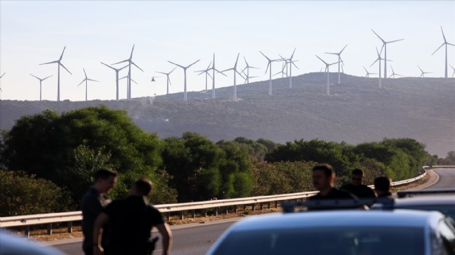 Çeşme yangınında son durum: Vali Köşger'den kritik açıklama!