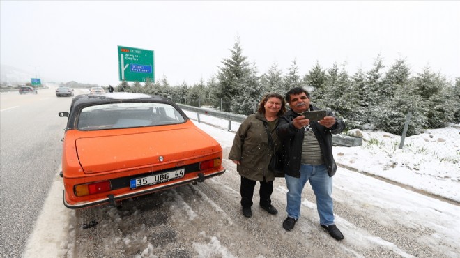 Çeşme'ye bu kez deniz değil kar için gittiler!