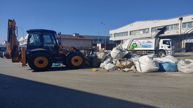 Çiğli Ata Sanayi Sitesi’nde temizlik seferberliği