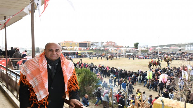 Çiğli'de deve güreşi festivali