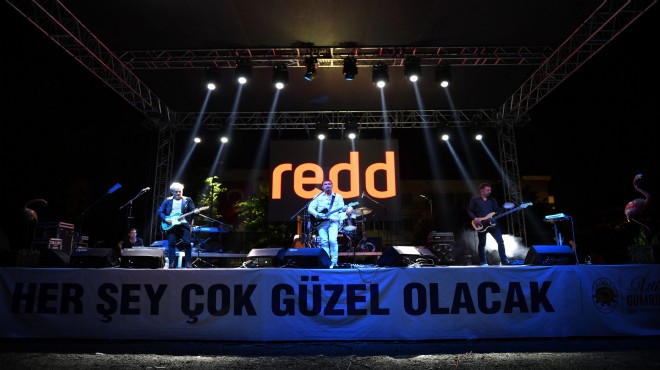 Çiğli de gençler Redd ile coştu!