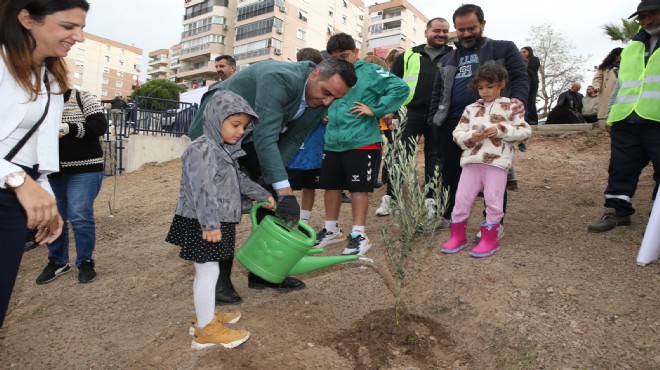 Çiğli’de 400 fidan toprakla buluştu