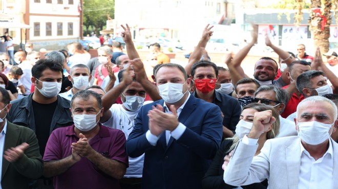 Çiğli’de TİS bayramı... Gümrükçü: İzmir’in en yüksek zammı yapıldı!