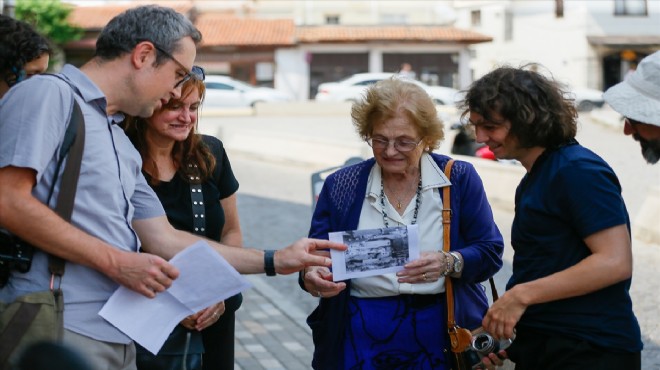 Çocukluğunun geçtiği sokağı 74 yıl sonra yeniden gördü