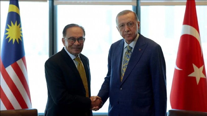 Cumhurbaşkanı Erdoğan dan İran diplomasisi