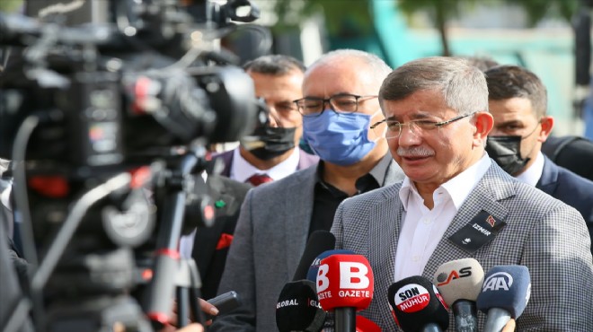 Davutoğlu deprem bölgesinde: İzmir bugün de onu gösterdi!