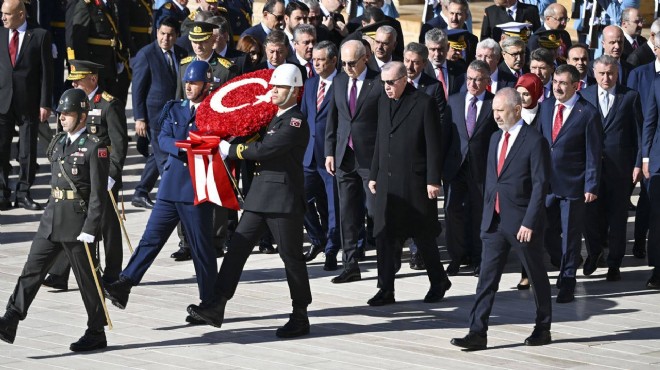 Cumhuriyet in 102. yılı: Devlet erkanı Anıtkabir e çıktı