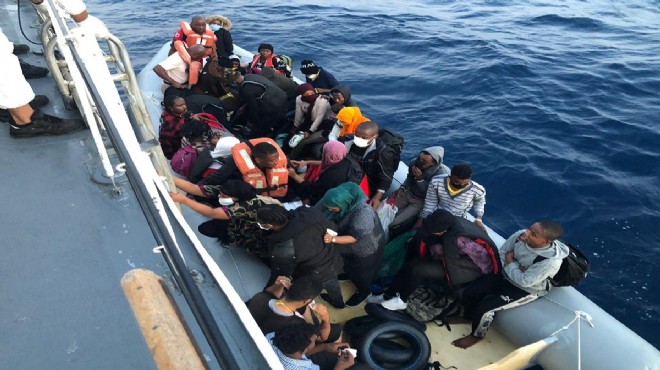 Dikili açıklarında 34 mülteci kurtarıldı
