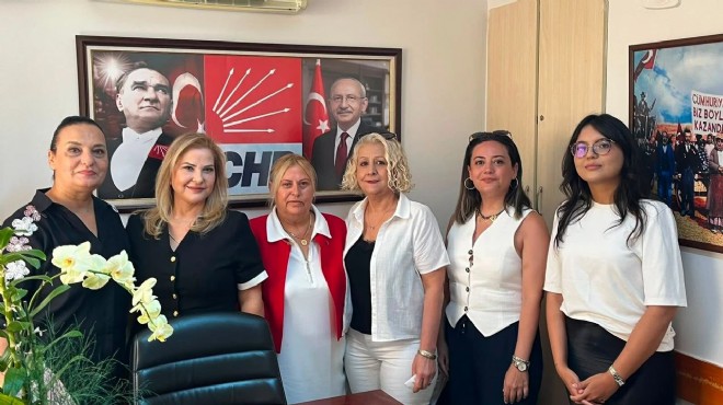 Dilek Köktaş Gündoğdu, CHP Karşıyaka Kadın Kolları Başkanlığına seçildi