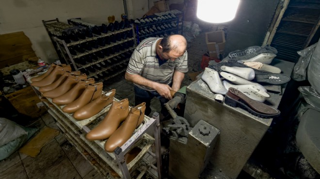 Dört kuşak ayakkabıcılık Ödemiş’ten dünyaya açıldı