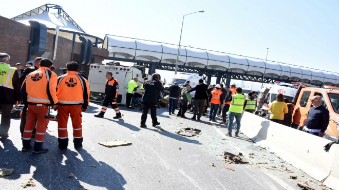 Down sendromlu çocukları taşıyan minibüs devrildi: 34 yaralı