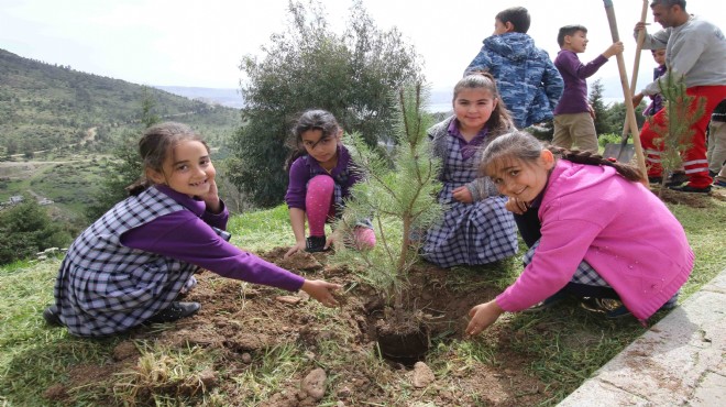 Dünya Barış Anıtı nda doğa dostu mesai!