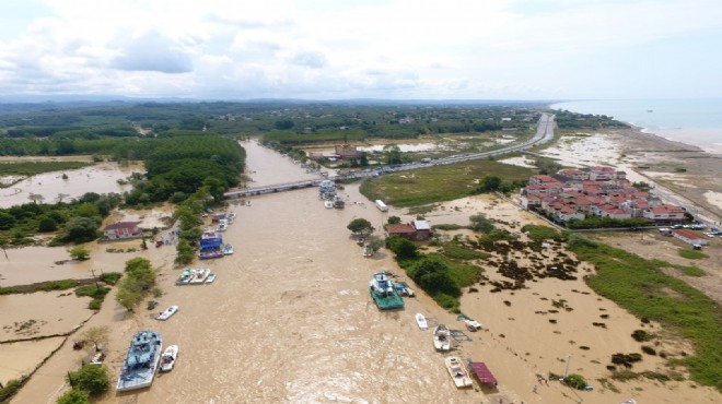 Düzce de sel ve heyelan: 7 kişi kayıp