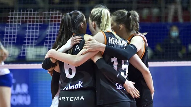 Eczacıbaşı Dynavit 'CEV Cup' şampiyonu!