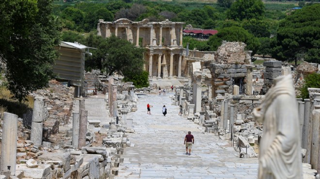 Efes Antik Kenti'ne '650' kotası!