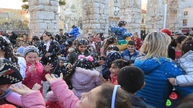 Efes Selçuk'ta sürprizlerle dolu yılbaşı kutlamaları