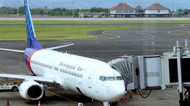 Endonezya da düşen yolcu uçağından sinyal alındı