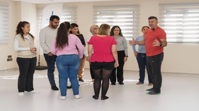 İzmir de engeller dansla kalktı!