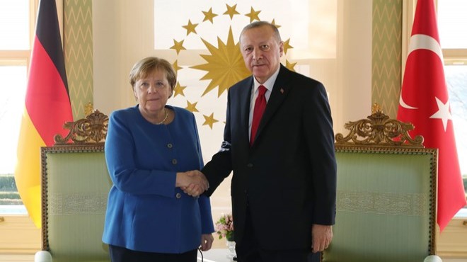Erdoğan ile Merkel'den 1.5 saatlik zirve!
