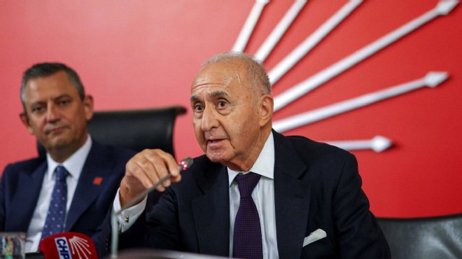 Eski CHP Genel Başkanı hastaneye kaldırıldı