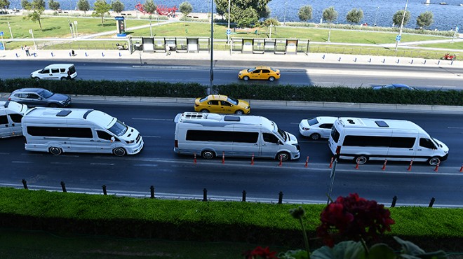 Esnaftan Büyükşehir'e rest: 100 arabayı hemen bin tanesini de yarın temin ederiz!