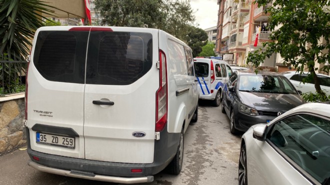 İzmir'de sır son: Evinde ölü bulundu