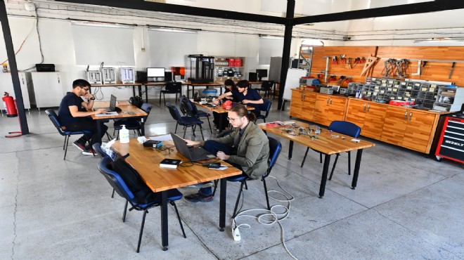 'FabLab İzmir'de insansız su altı aracı üretilecek