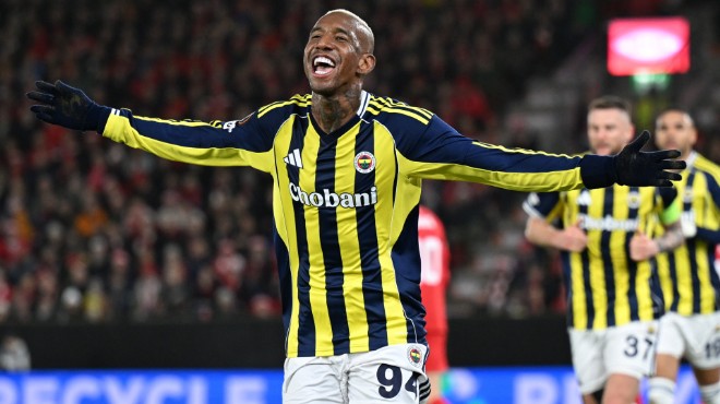 Fenerbahçe de Anderson Talisca tarihe geçti