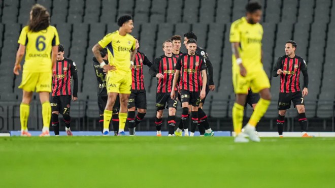 Fenerbahçe'nin şampiyonluk ümitlerine ağır darbe!