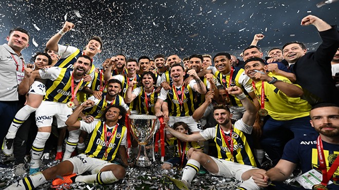 Fenerbahçe'nin 9 yıllık kupa hasreti İzmir'de son buldu