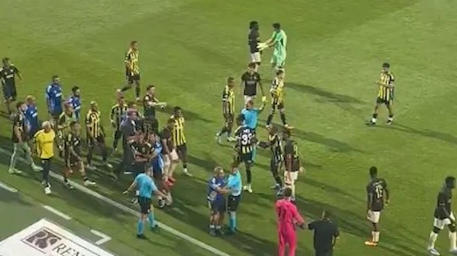 Fenerbahçe nin hazırlık maçında kavga çıktı!