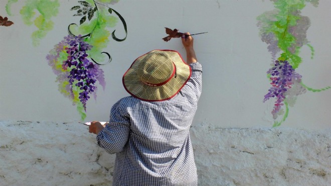 Festival öncesi Kavacık duvarları rengarenk