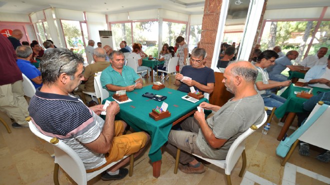 Foça da büyük briç şöleni!