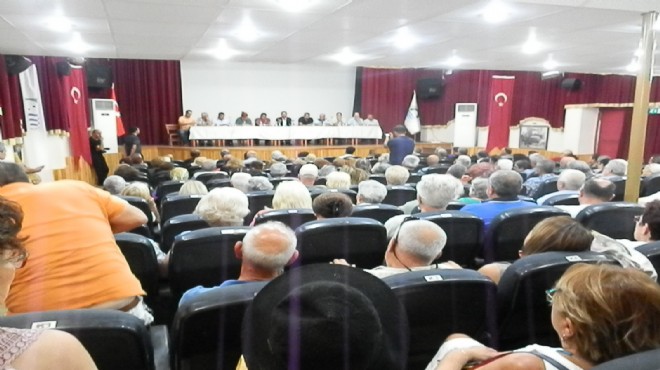 Foça'da ilk halk toplantısı: Başkan Gürbüz söz verdi umut dağıttı!
