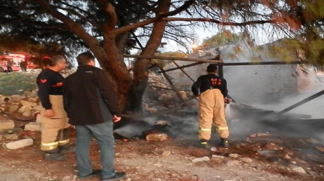 Foça'da patlama sesi ve korkutan yangın