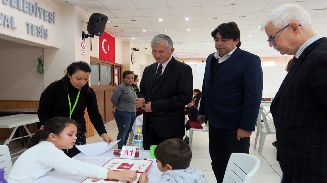 Foça'da zeka oyunları turnuvası